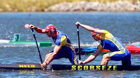 Echipajul masculin de canoe dublu, medalie de argint la CE din Portugalia