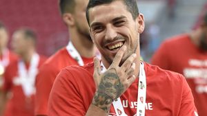 Vești superbe pentru Nicolae Stanciu! Soția lui este însărcinată, iar jurnaliștii cehi scriu că acesta este secretul care l-a readus pe fotbalistul român în prim-plan la Slavia Praga