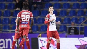 Trei români, implicați într-un adevărat "thriller" în Belgia! Rotariu a marcat în meciul cu echipa lui Răzvan Marin, dar Mouscron a pierdut. Cum arată clasamentul