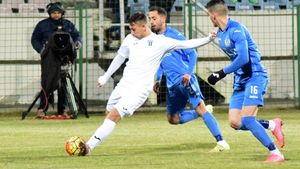 Povestea lui Jovan Markovic, noua "perlă" a Craiovei. Puștiul minune e jumătate sârb, jumătate oltean și îl are ca idol pe Zlatan Ibrahimovic. Marele vis: "Sper să-i calc pe urme lui Oblemenco"