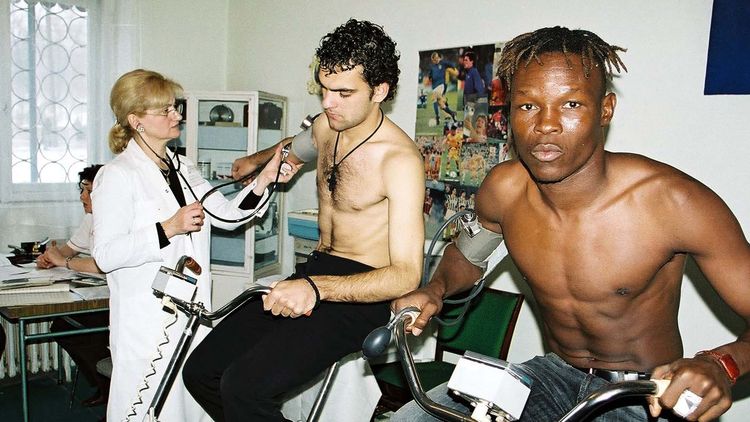 EXTRA Un african a ajuns în România, iar ce a pățit la Craiova nu va uita toată viața. A învățat limba din taxi, a fost răvășit de frigul iernii și e trist că nu și-a luat cetățenia