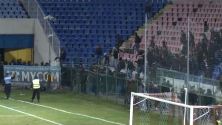 VIDEO - Incidente între fanii giuleșteni și jandarmi la ultima deplasare a Rapidului  