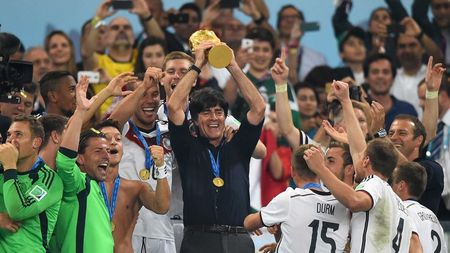 Low le-a luat fața lui Ancelotti și Simeone. Germanul a fost desemnat antrenorul anului 2014. Propunerea inedită a neamțului 