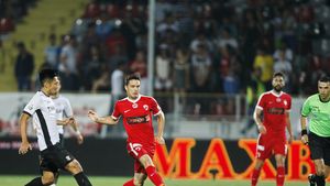 Alertă la Dinamo! Căpitanul ezită să semneze prelungirea: "L-am sunat de două ori, dar nu a răspuns". Palic discută cu o echipă din străinătate