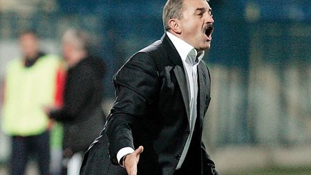 "Mă plătește Mititelu!"