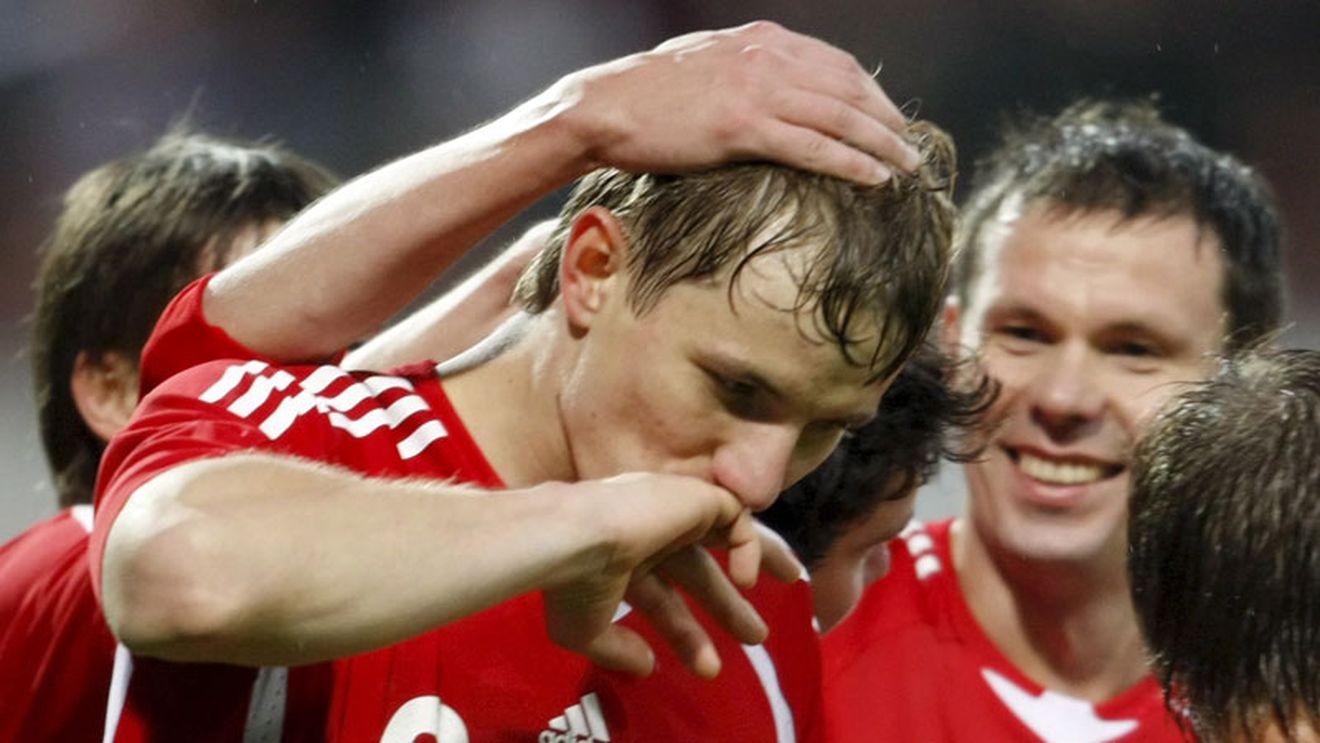 Pavlyuchenko, pe urmele lui Ilie Dumitrescu...la femei!