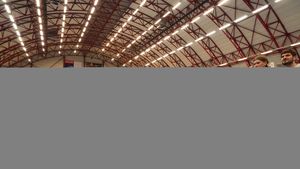 EXCLUSIV | Secretul din spatele sezonului excelent al echipei de handbal Dinamo: "Suntem ca o familie. E cea mai bună echipă pe care am avut-o în ultimii 20 de ani"