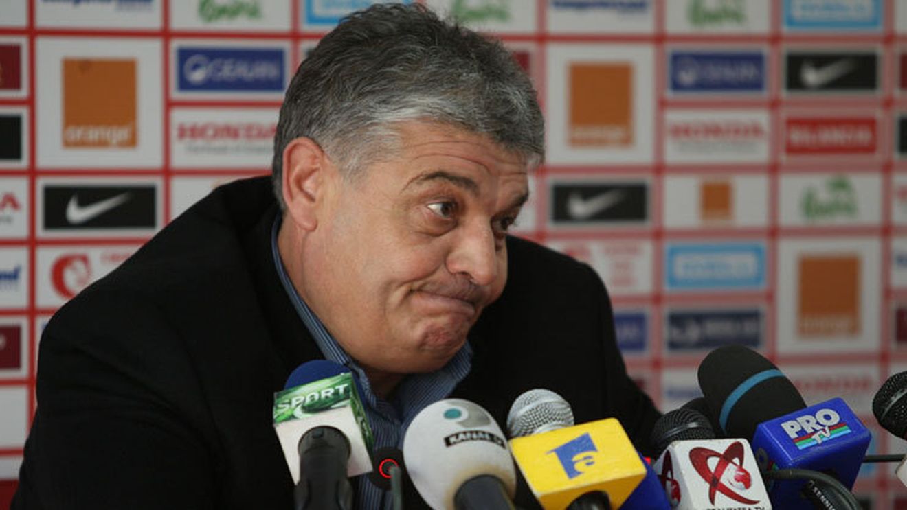 "Andone e condamnat să rămână la Dinamo, e cel mai bun!** Cred în titlu, avem echipă puternică"