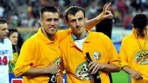Pe unul l-a umilit și l-a chemat să rezilieze contractul cu FCSB, pe celălalt l-a umplut de bani cu o mărire uriașă de salariu! Unde au mers împreună Pintilii şi Chiricheş, după ce Gigi Becali le-a stabilit viitorul