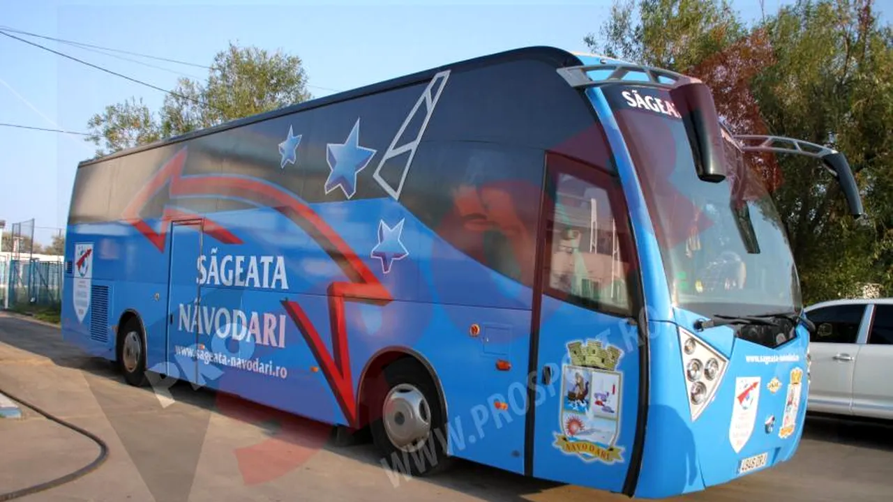 FOTO - Săgeata are autocar personalizat