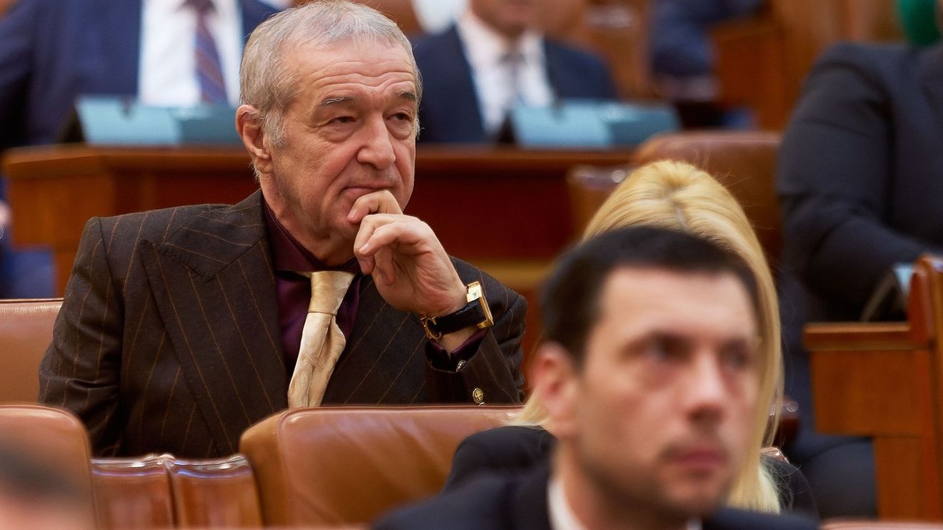 Ce zgârcit e Gigi Becali. „Am luat 16.000.000 de euro şi lor le-am dat câte 13.000 de euro”