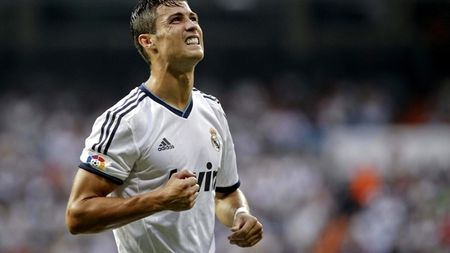 FABULOS!** Nu a tras niciun șut pe poarta "liliecilor", dar e cel mai letal fotbalist din istoria Realului! Cifrele care îi dau Balonul de Aur lui Cristiano Ronaldo