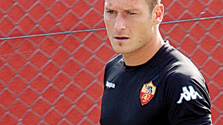 Totti ratează returul cu United