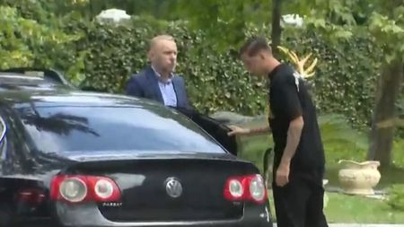 David Miculescu a ajuns la palat și va semna cu FCSB! Gigi Becali stabilește ultimele detalii. Motivul hilar pentru care întârzie prezentarea jucătorului