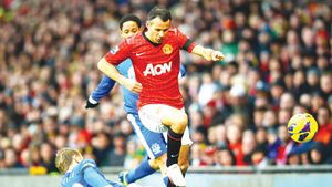 Moment istoric pentru United!** Toată Anglia va aplauda în picioare. Ryan Giggs, în clubul select din Premier League