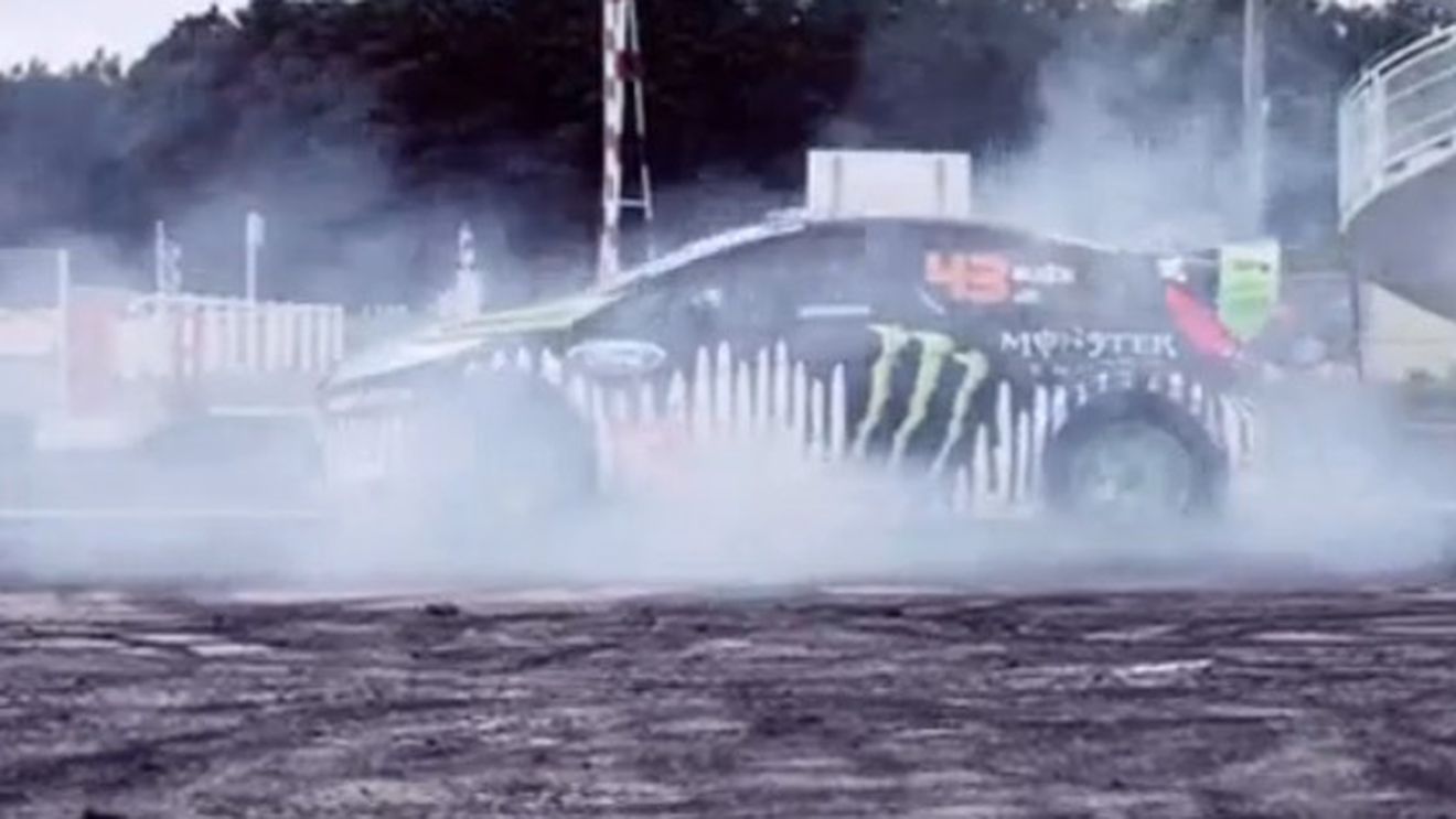 VIDEO UIMITOR** Nici în NFS n-ați văzut așa ceva! Drifturi până sar scântei din jante