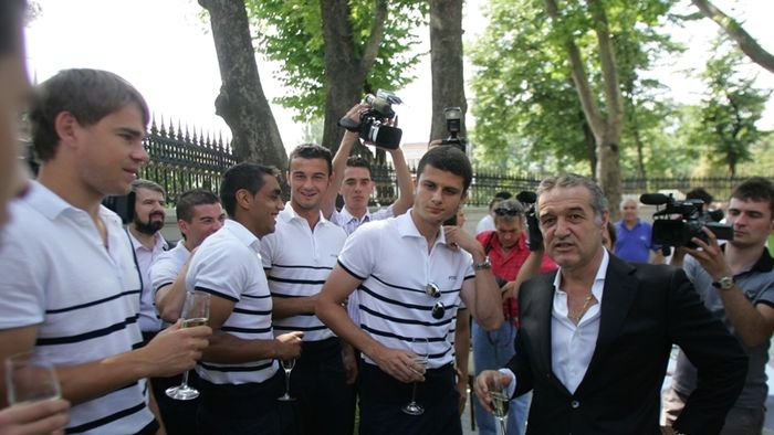 Lista lui Gigi Becali:** 2 atacanți de 21 de ani și 3 jucători de la Craiova