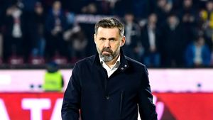 Două transferuri importante sunt iminente la Dinamo! Anunțul lui Zeljko Kopic