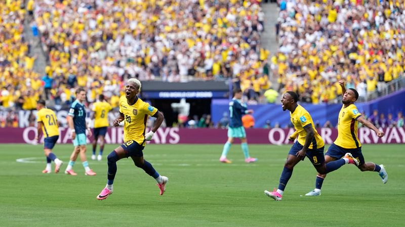 LIVEBLOG TREI goluri în NOUĂ minute! Cine se califică la aceste scoruri în Ecuador – Germania și Curacao – Coasta de Fildeș. Clasament LIVE grupa E la Cupa Mondială