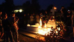 FOTO "Câinii" l-au plâns pe Hîldan și la Brănești:** "Ca în fiecare an, alături de Unicul căpitan"