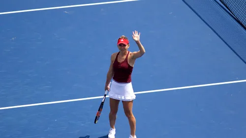 Tornada Halep face ravagii la Cincinnati: 7-5, 6-1 cu Radwanska! Simona s-a calificat în semifinale și urmează să o înfrunte pe Angelique Kerber