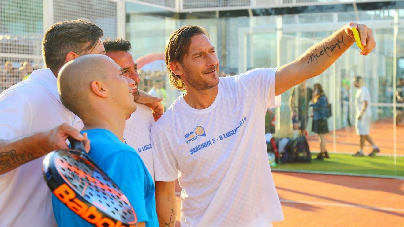 Averea fabuloasă pe care o au de împărțit Francesco Totti și Ilary Blasi! El a făcut mare parte din bani, dar ea conducea toate afacerile imobiliare: fostul fotbalist e renumit pentru că își împrumuta toți amicii cu sume uriașe!
