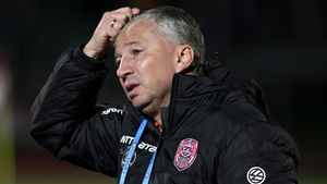 Postul lui Dan Petrescu la CFR Cluj e în pericol non-stop! Anunțul conducerii îl pune pe gânduri: „Ați văzut ce a fost la Botoşani”