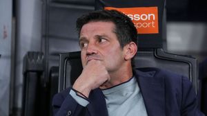 Chivu a cerut 90.000.000 de euro pentru trei „implanturi”