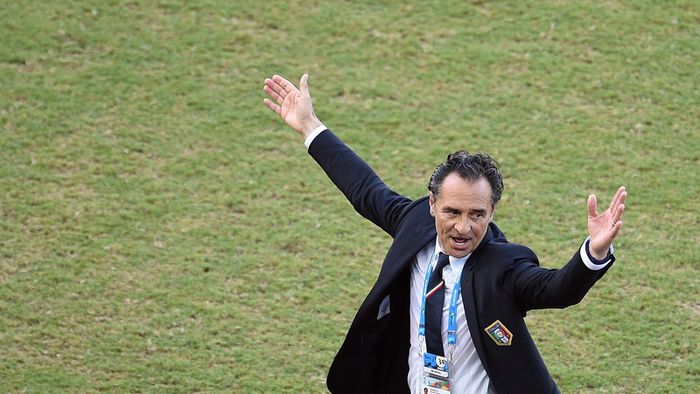 OFICIAL | Cesare Prandelli, noul antrenor de la Galatasaray. Italianul care a ratat cu "squadra azzurra" calificarea din grupe la Mondiale va câștiga 4.000.000 de euro pe sezon