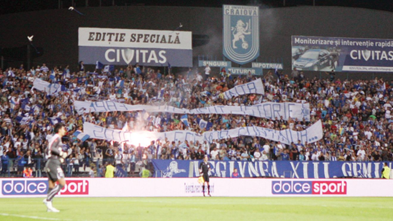 Atmosferă de zile mari în Bănie!** 20.000 de fani pe "Oblemenco" la meciul cu Rapid!