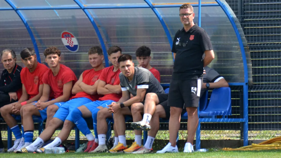 Flavius Stoican așteaptă un joc ofensiv și în meciurile oficiale: ”Părem o echipă din ce în ce mai solidă.” Lotul cu care ACSM Reșița începe noul sezon de Liga 2