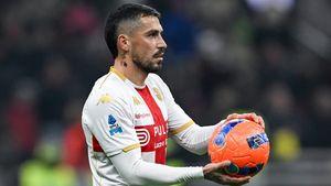 Dan Șucu i-a reziliat contractul lui Nicolae Stanciu. Internaționalul român, OUT de la Genoa