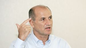 Copos contra tuturor