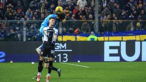 Dennis Man i-a impresionat pe italieni înainte de transferul la Fiorentina. Cum au descris ce a făcut în Parma - Venezia 1-1