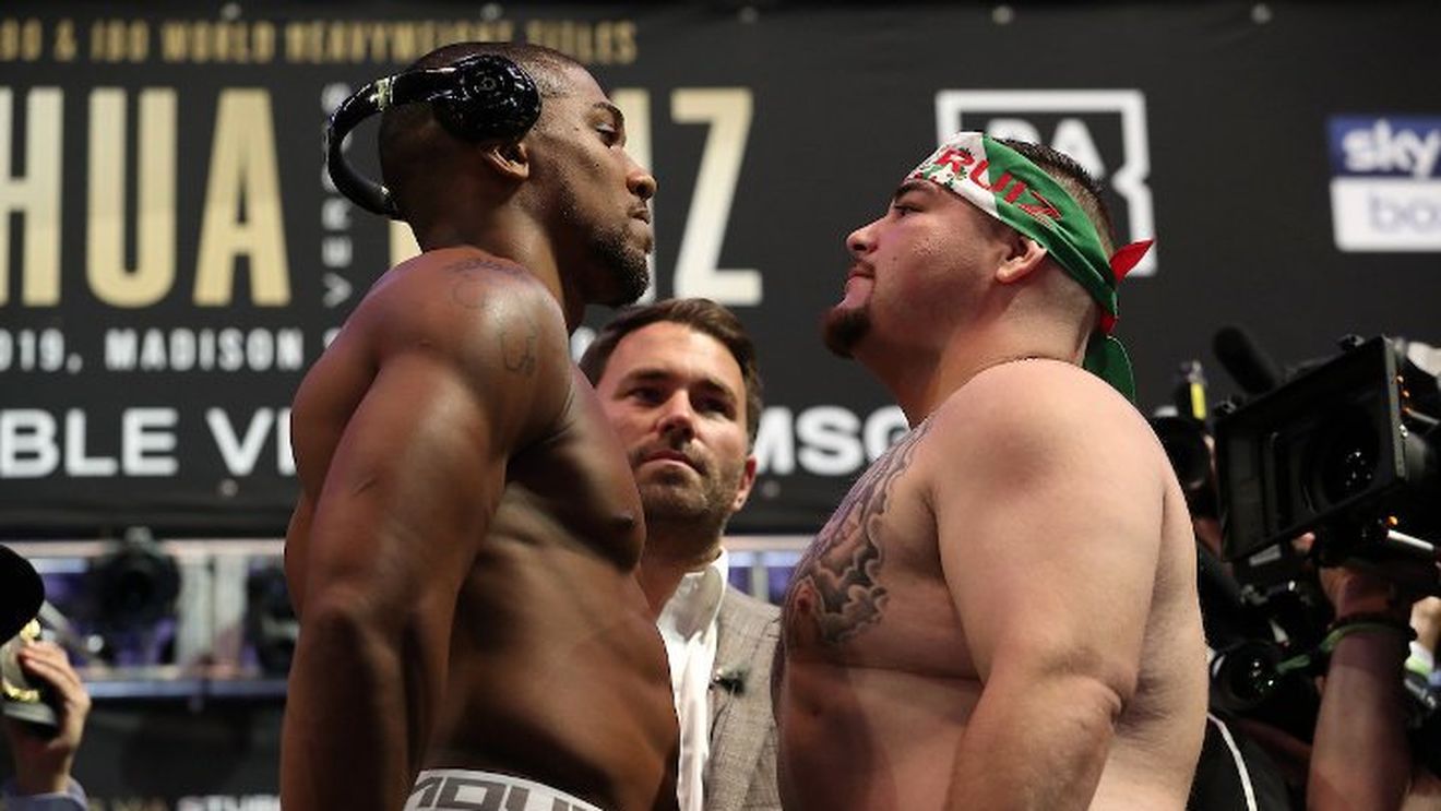 "You fat bastard"! Fanii englezi au râs de Andy Ruiz, adversarul lui Anthony Joshua din meciul pentru centurile mondiale WBA, IBF și WBO la grea. Britanicul își face debutul în SUA, la Madison Square Garden