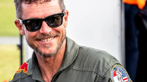 „Am petrecut Anul Nou împreună și încă nu-mi vine să cred că a murit”. Prietenul lui Felix Baumgartner, cascador de film, e convins că austriacul a fost trădat de echipament