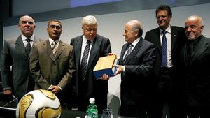 Romario, atac suburban la adresa conducătorilor FIFA: "Blatter e un hoț, un corupt" Declarație greu de reprodus a fostului star brazilian