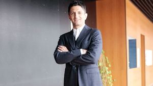 EXCLUSIV** "Sunt mulți antrenori care nu mă suportă!" Răzvan îi răspunde lui Piți și vorbește despre lupta la titlu, contractul lui Pancu și cum a ajuns să țină cu Dinamo