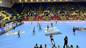 Rapid, aproape de o surpriză în derby-ul cu CSM București! Campioana s-a desprins în ultimele minute în derby-ul Ligii Naționale