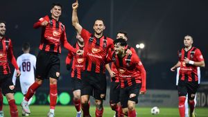 Lingourile de aur ale lui Nelu Varga și arbitrajul lui George Găman n-au putut rupe buștenii țapinarilor din Ciuc! Csikszereda - CFR Cluj 2-2 în cronica lui Gabriel Berceanu