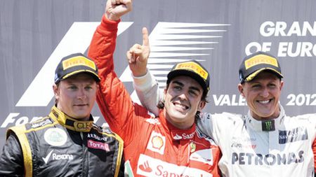 Show cu "veteranii", Alonso triumfător în probabil cea mai frumoasă cursă din acest sezon de Formula 1