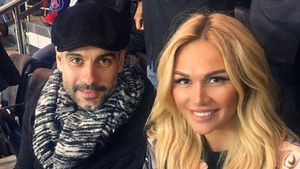 IMAGINEA ZILEI | Blonda lui Pep. Prezent în tribune la PSG - AS Monaco, antrenorul catalan a avut parte de o companie plăcută. Cine e femeia din fotografie