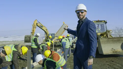 VIDEO EXCLUSIV | Prinde contur! Dorin Goian, detalii despre modul cum se popularizează inițiativa lui Ștefan Mandachi, cel care a construit un metru de autostradă în Moldova: 
