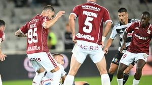 Costel Gâlcă o ține tot în improvizații! Care este situația accidentaților din defensivă înainte de Rapid - Hermannstadt. EXCLUSIV