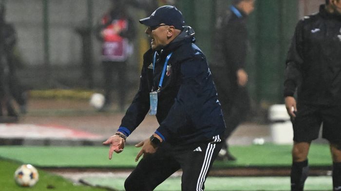 Leo Grozavu, răspuns tăios la flash interviu după Botoșani - Dinamo: „Nu mai puneți gaz pe foc!”