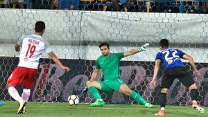 Simfonia lui Mozart, muzica înfrângerii! Visul european al lui Hagi e aproape de final după o prestație horror a apărării. Viitorul - Salzburg 1-3