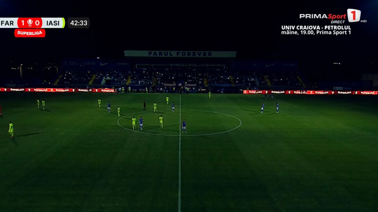 Meciul Farul Constanța - Poli Iaşi a fost întrerupt în minutul 35, după ce nocturna a picat! Cum a reacționat Gică Hagi