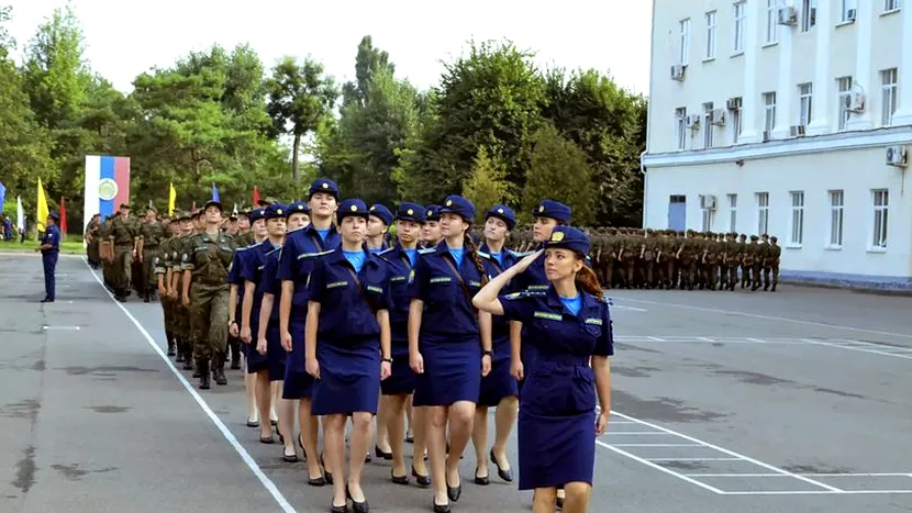 Femeile-piloți ale lui Putin, supranumite îngerii morții, trimise la luptă în Ucraina. Vor merge să servească în concediu de maternitate