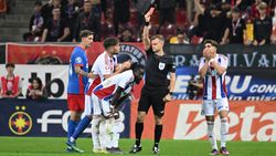 Caz rar în FCSB – Oțelul. De ce a văzut același fotbalist de două ori cartonașul roșu