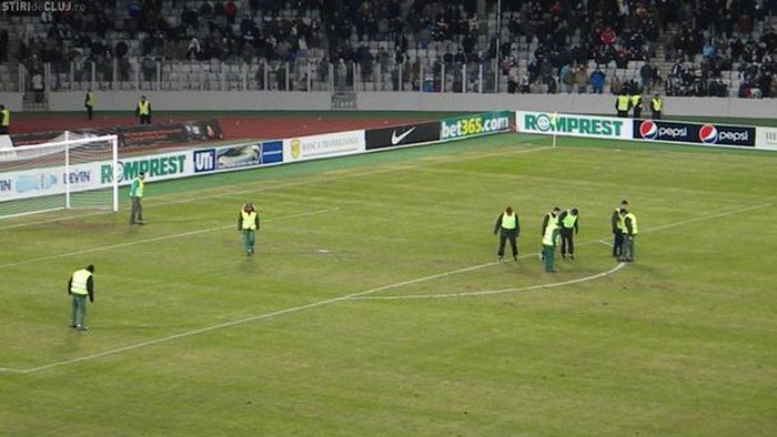 Badea și Stan s-au plâns despre gazonul de pe Cluj Arena!** "Mai bun nu se putea"